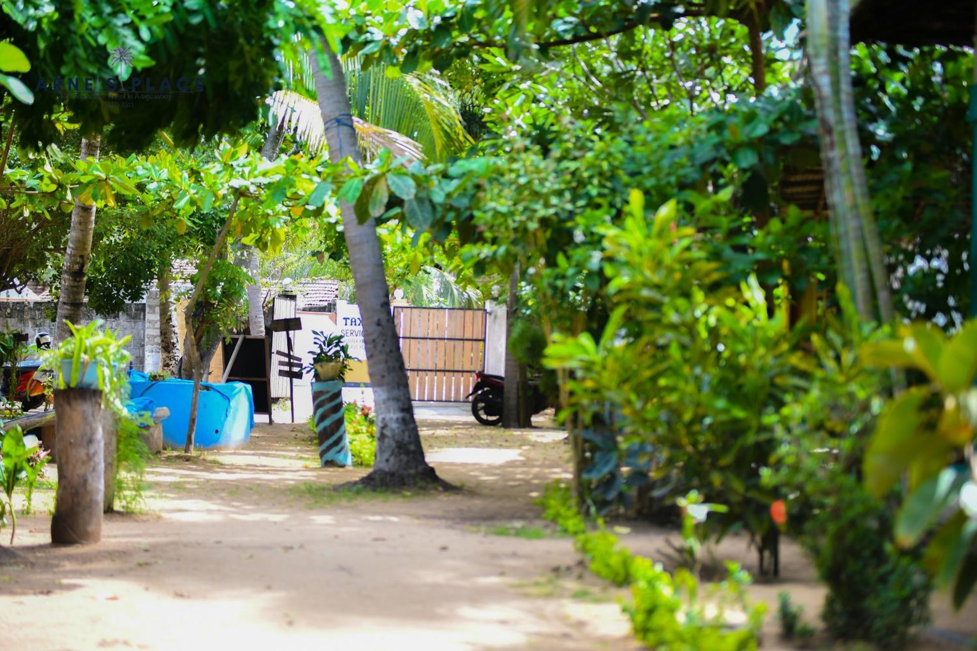 Arne'S Place Arugam Bay Exterior photo