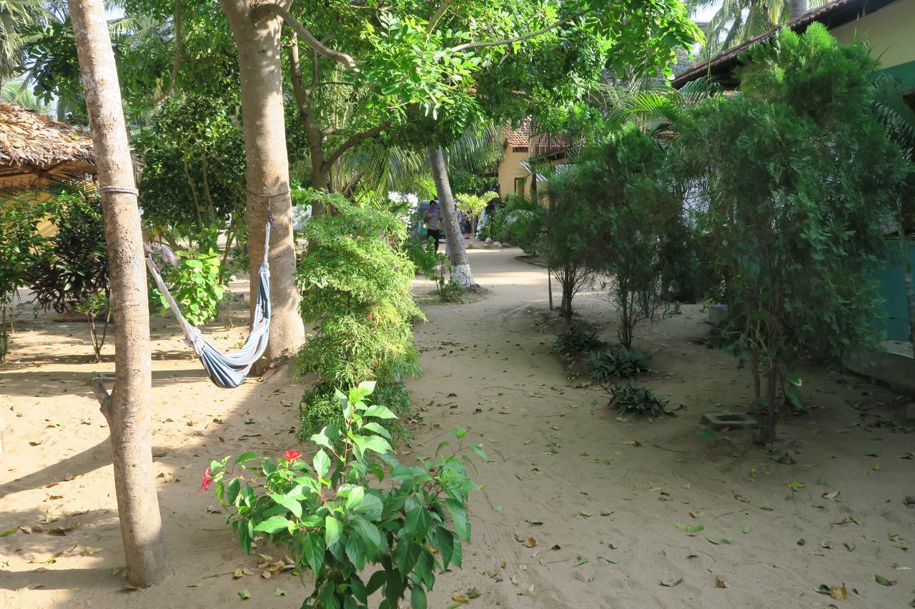 Arne'S Place Arugam Bay Exterior photo