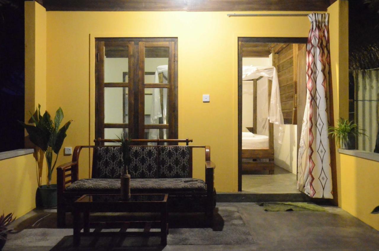 Arne'S Place Arugam Bay Exterior photo
